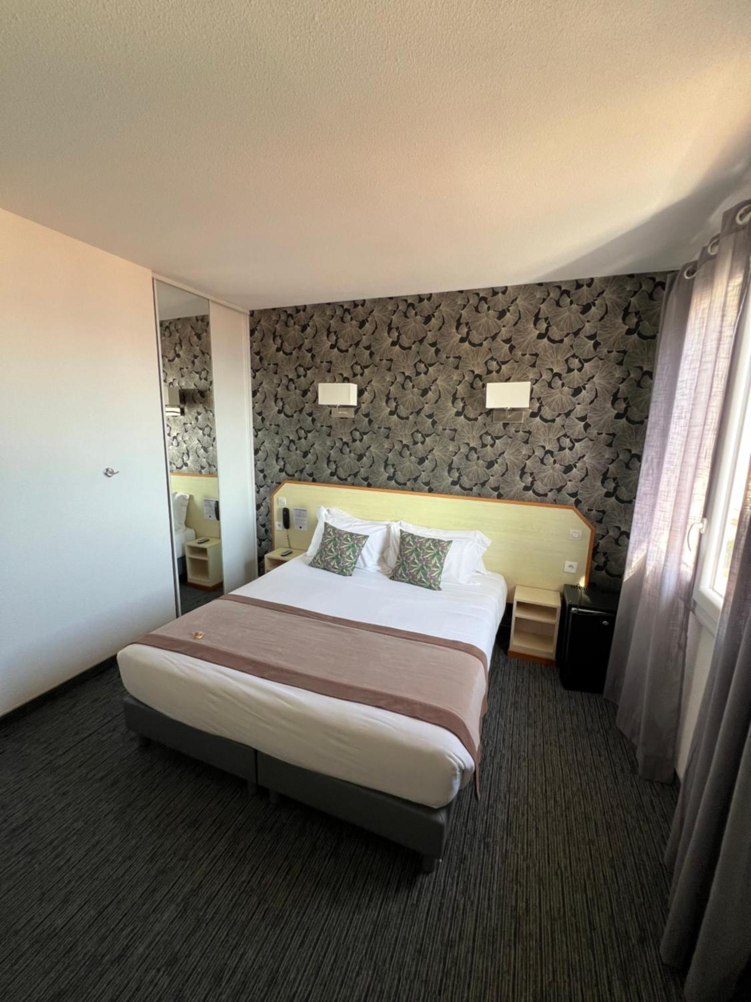 Le Regina Hotel Et Restaurant Canet-Plage Ngoại thất bức ảnh